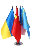 Флагшток настольный стальной хромированный, 4 штоков Флагшток настольный стальной хромированный, 4 штоков